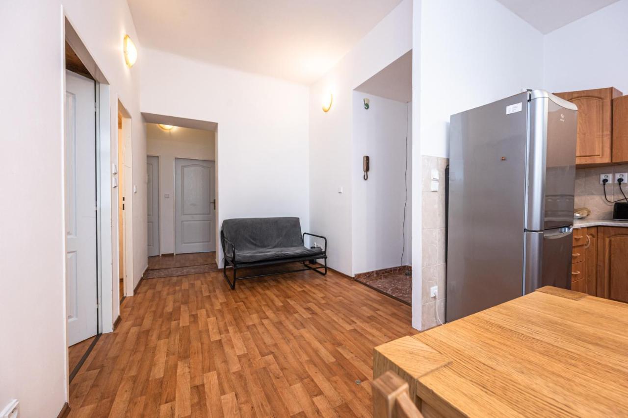 Apartment Lublanska 48 Prága Kültér fotó