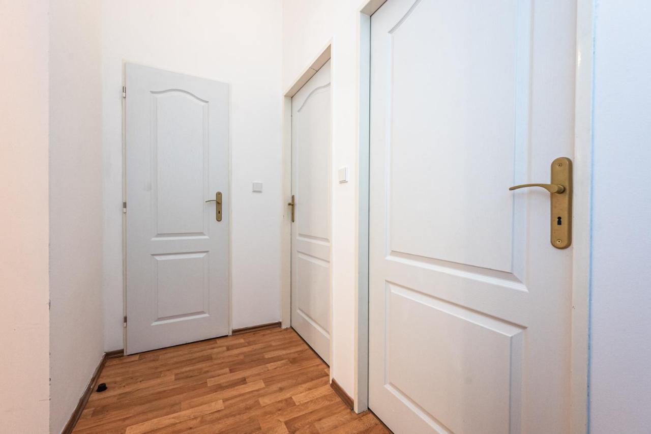 Apartment Lublanska 48 Prága Kültér fotó